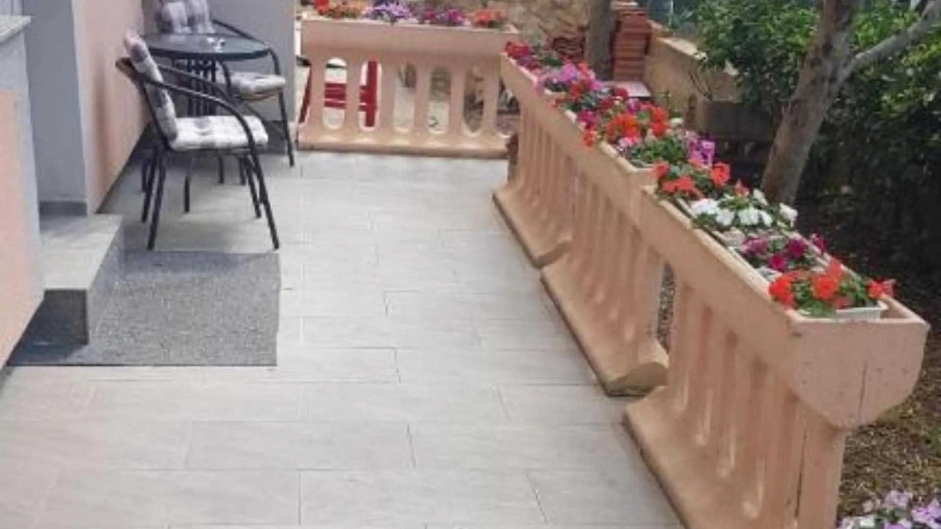 Modern Apartments In Zadar With Private Terrace
