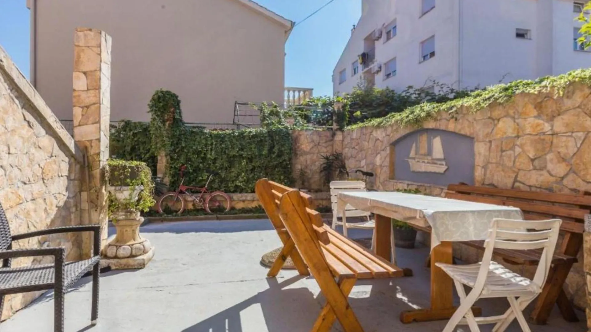 Modern Apartments In Zadar With Private Terrace